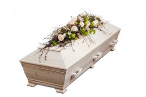 Blommor till begravning Nykvarn - Beställ blommor till begravning - Kistdekorationer - kistdekoration-tradgard