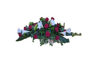 Blommor till begravning Nykvarn - Beställ blommor till begravning - kistdekoration i rött och vitt till begravning
